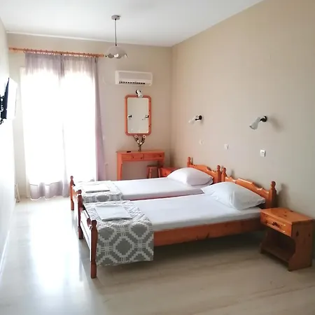Marinos - 1st Floor Apartment *