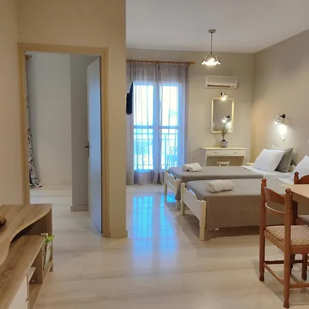 Marinos Seaside * פורוס