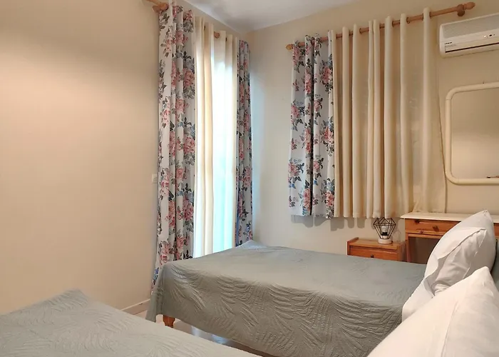 Marinos Seaside Studios&aparts Apartamento