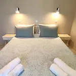 Marinos Seaside Apartment *